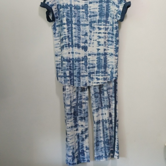 Lucky Bran pajama size L - Picture 3 of 15